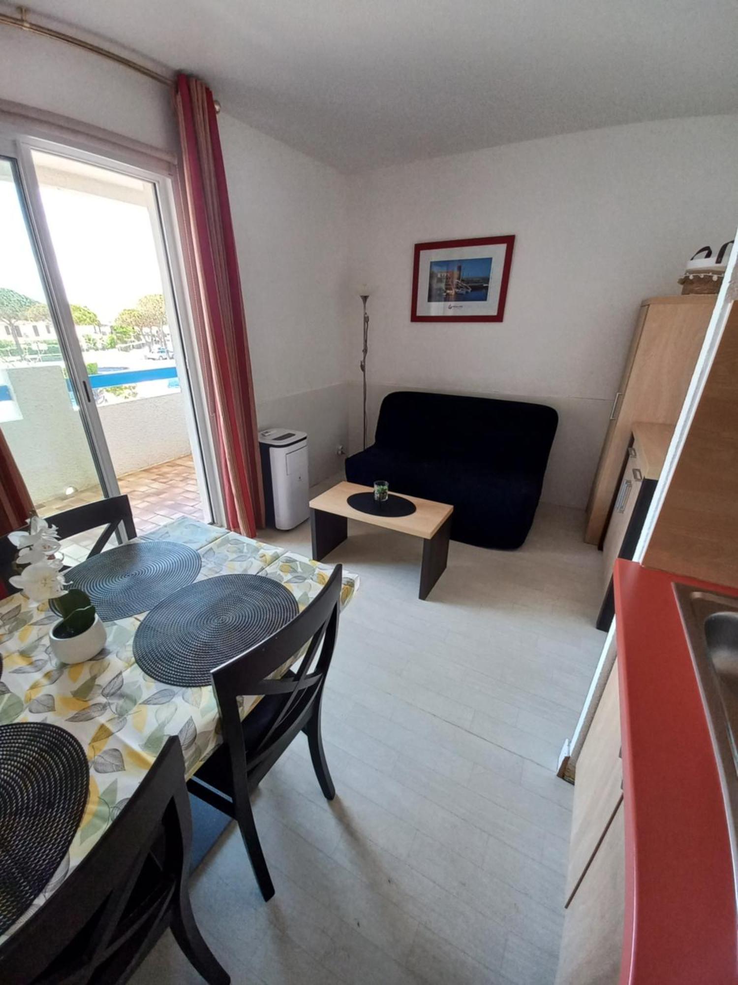 Coquet Studio 4 Pers, Piscine,Clim Mobile, Plage A 300 M,A 5Min A Pied Du Lydia 르발카레스 외부 사진