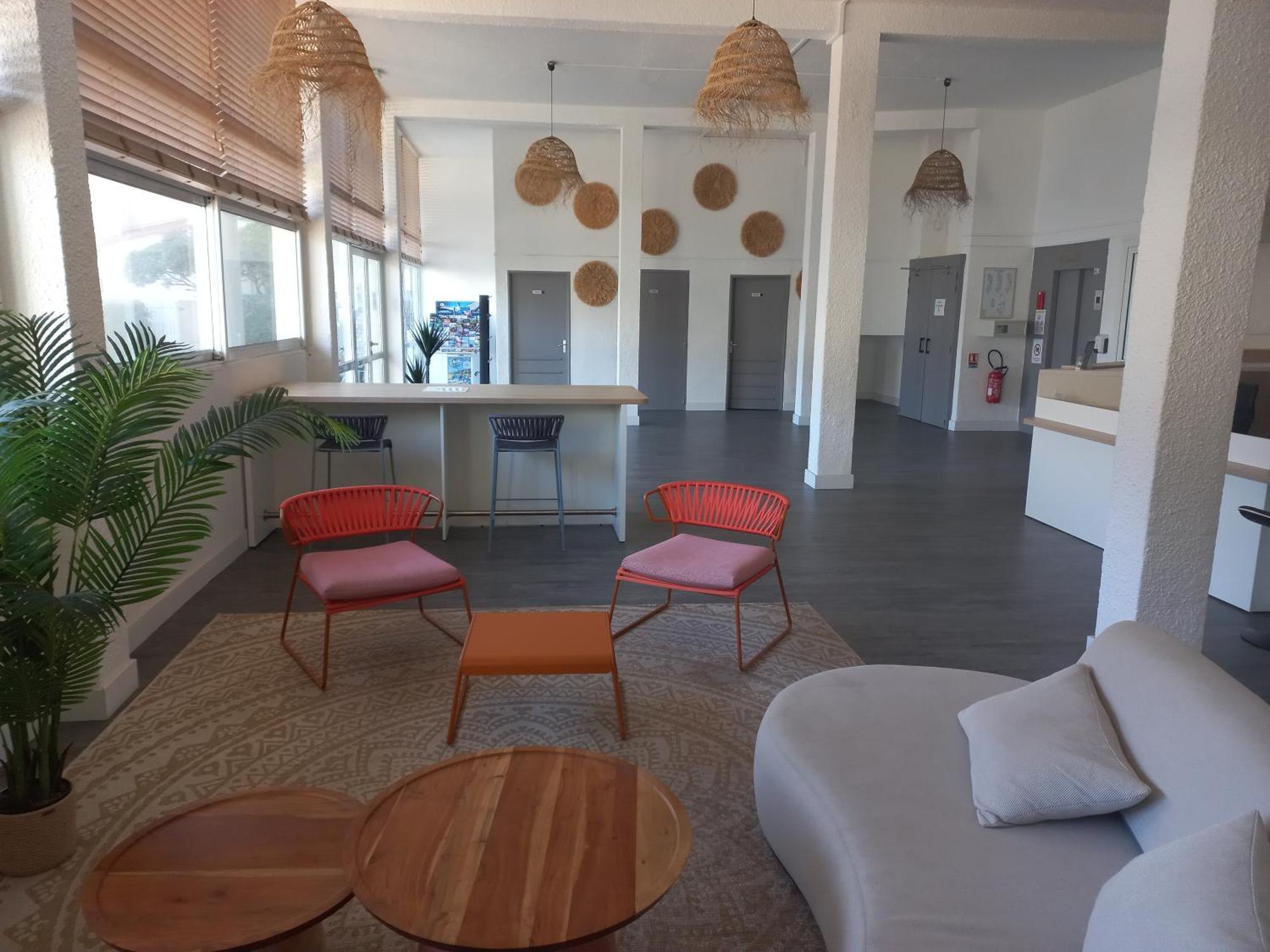 Coquet Studio 4 Pers, Piscine,Clim Mobile, Plage A 300 M,A 5Min A Pied Du Lydia 르발카레스 외부 사진